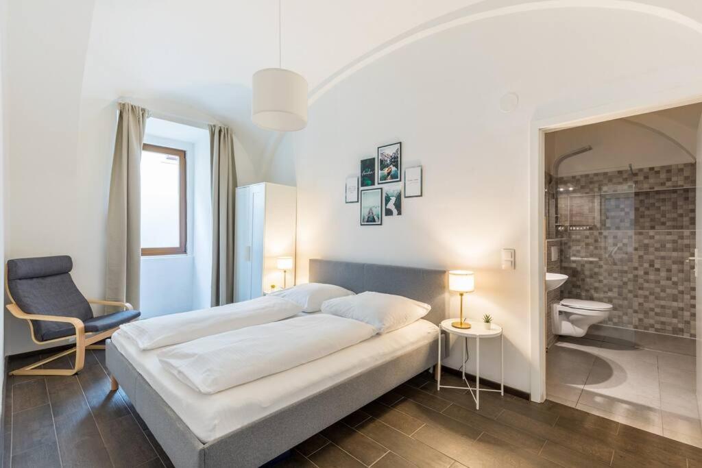 Free Parking I 500 Mbit Wifi I Kingsize Bed Apartment Wien Ngoại thất bức ảnh