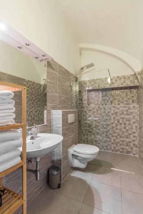 Free Parking I 500 Mbit Wifi I Kingsize Bed Apartment Wien Ngoại thất bức ảnh